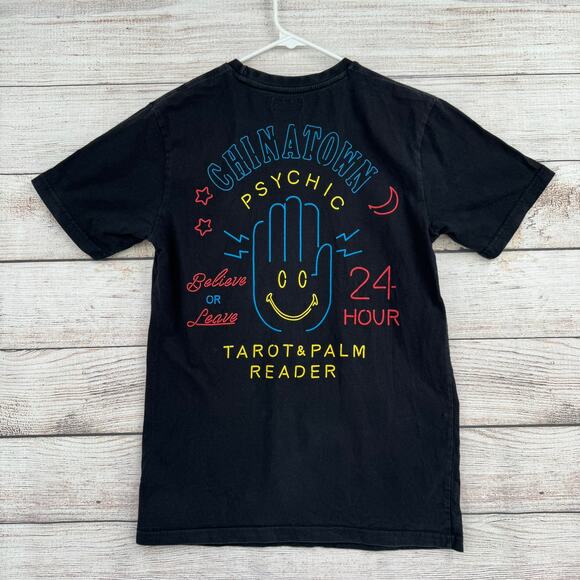 Chinatown Market x Smiley Psychic Palm Reader T-Shirt Adult Medium Black - Picture 2 of 9